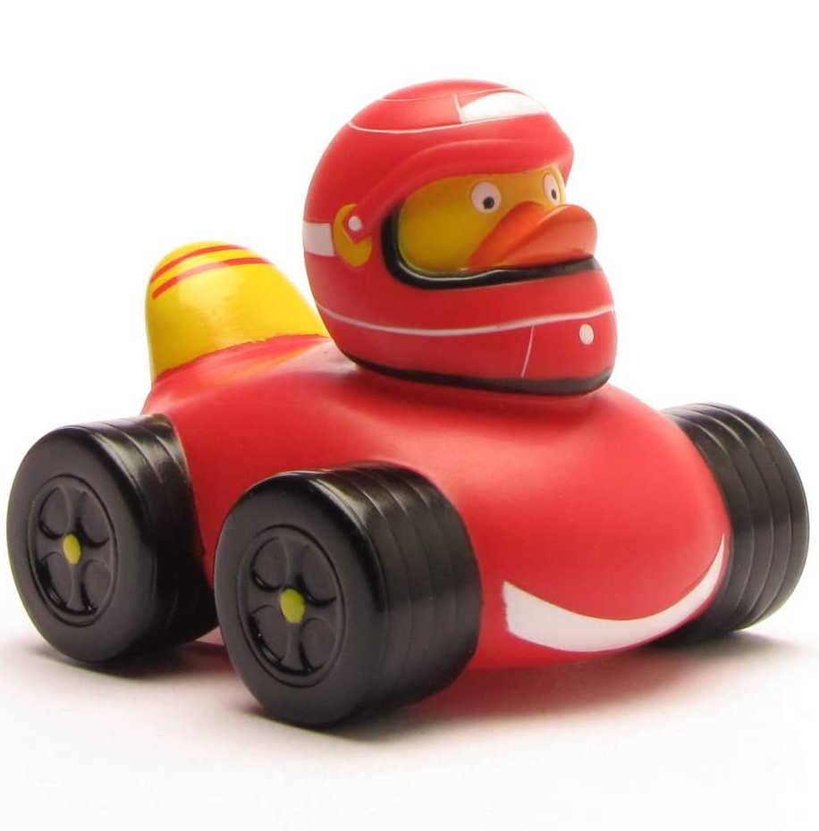 Pato de goma corredor rojo en coche de carreras